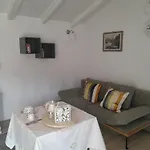 Cortile Fiorito Mini Couette-café 3*