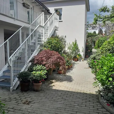 Cortile Fiorito Mini Nocleg ze śniadaniem Gorycja