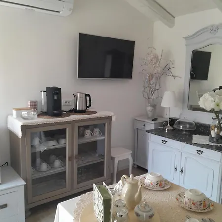 Bed & Breakfast Cortile Fiorito *